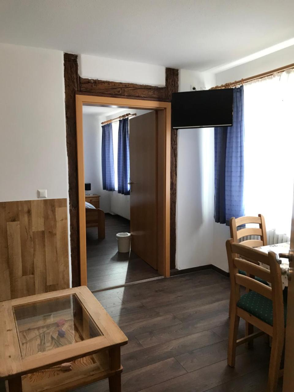 Guntia Hotel